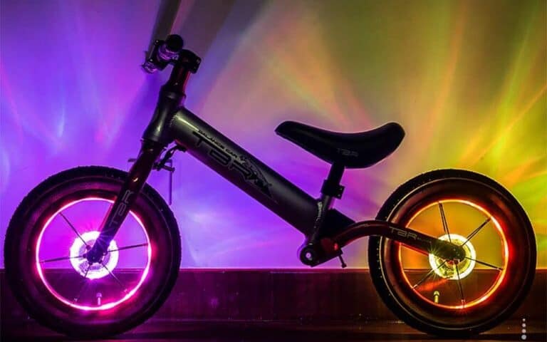 LED Speichenlichter für Kinderfahrräder mit 7 Farben